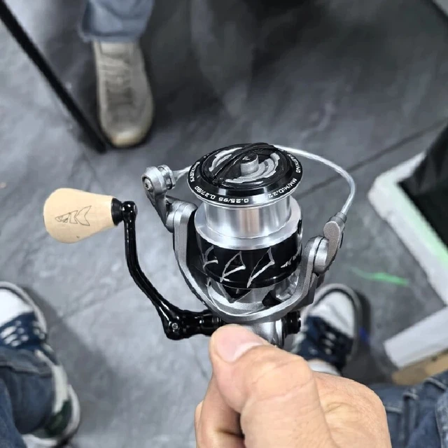 Carrete de pesca Sparta 3 con envío internacional disponible